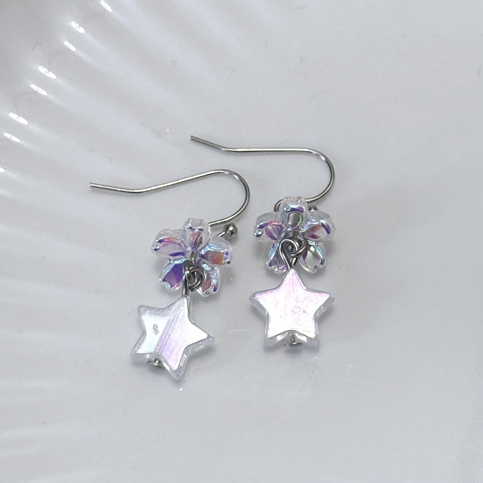 Blooming Star Iridescent Dangle